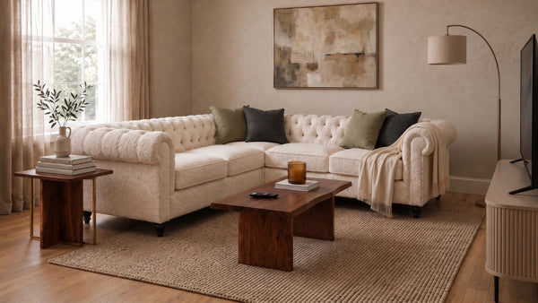 Boucle-Corner-ivory_5_935c4524-89e6-4a79-8077-5274aadd1a98