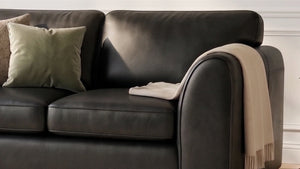 leather-2seater-black_6_2cd9de08-591a-4cf9-9246-d6bf65526201