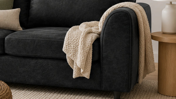 leather-3seater-black_6_004afcdf-e3d4-4e4f-8c1e-d8ff2677f8d5